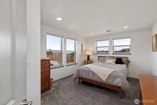 $1,200,000 | 22922 Belvedere Place Northeast, Kingston, WA 98346