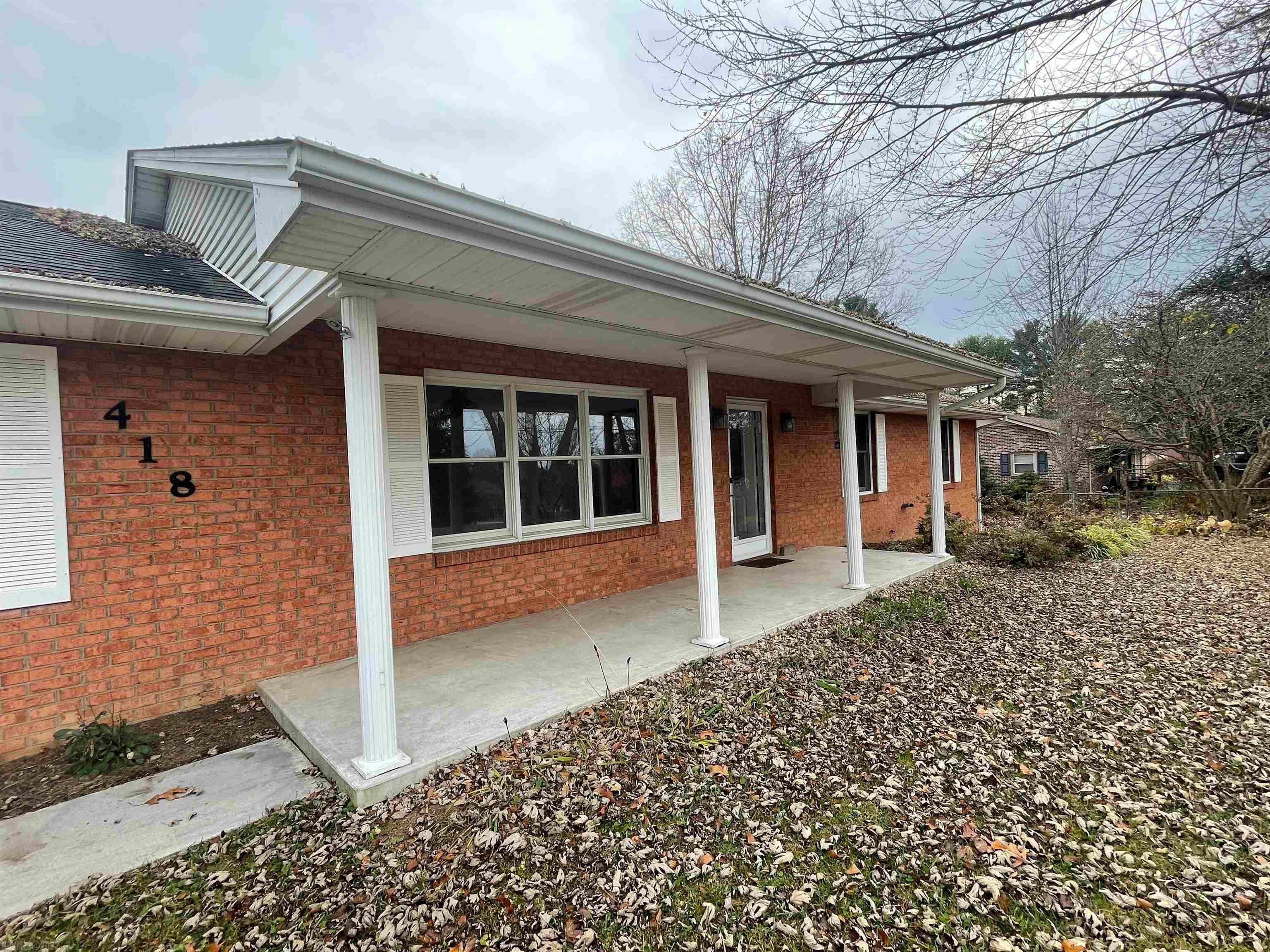 418 Merrimac Road Blacksburg, VA 24060 - Photo 2 of 25 Gallery Image 2