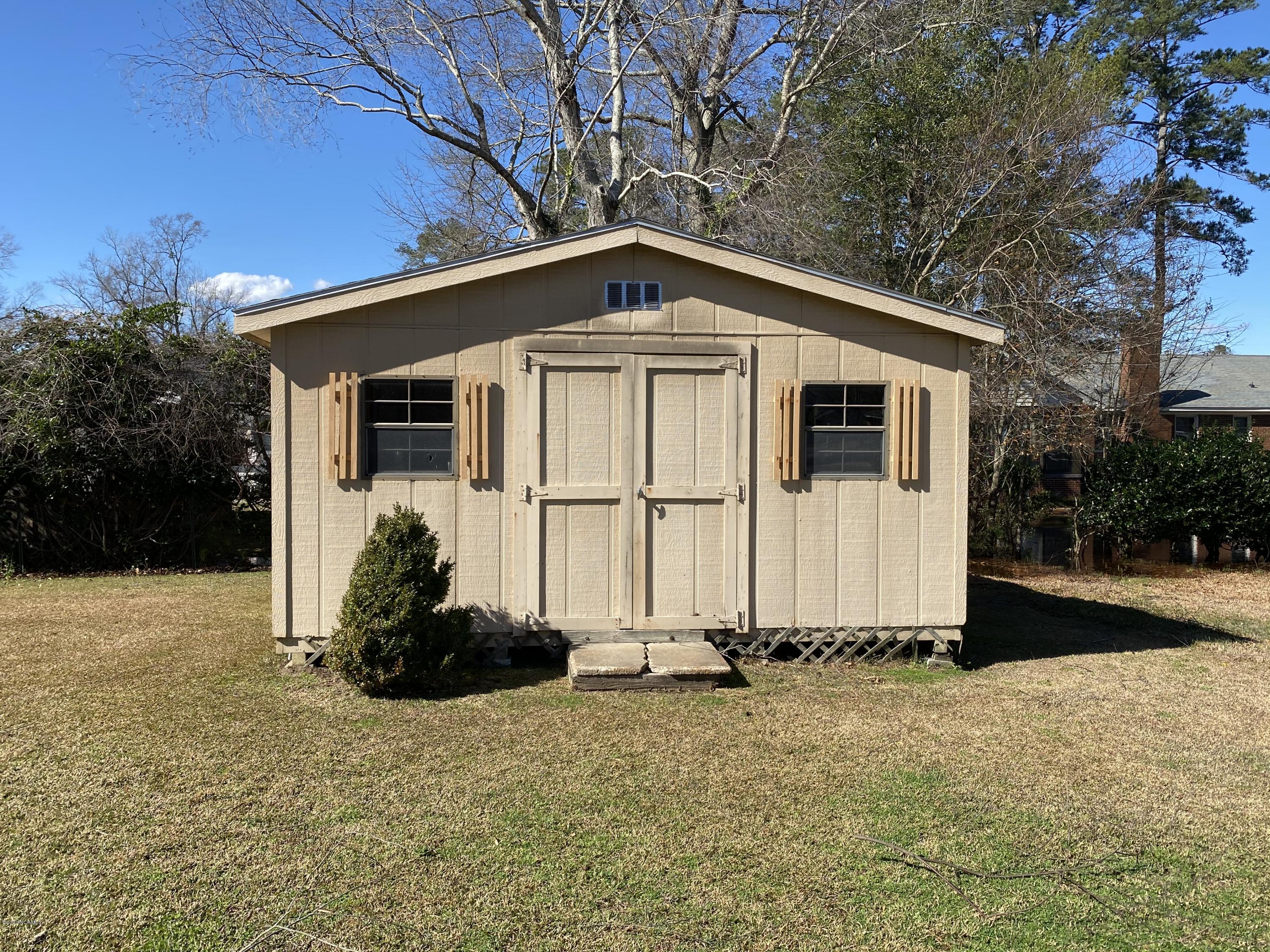 2308 Hardee Road Kinston, NC 28504 - Photo 19 of 23 storage building