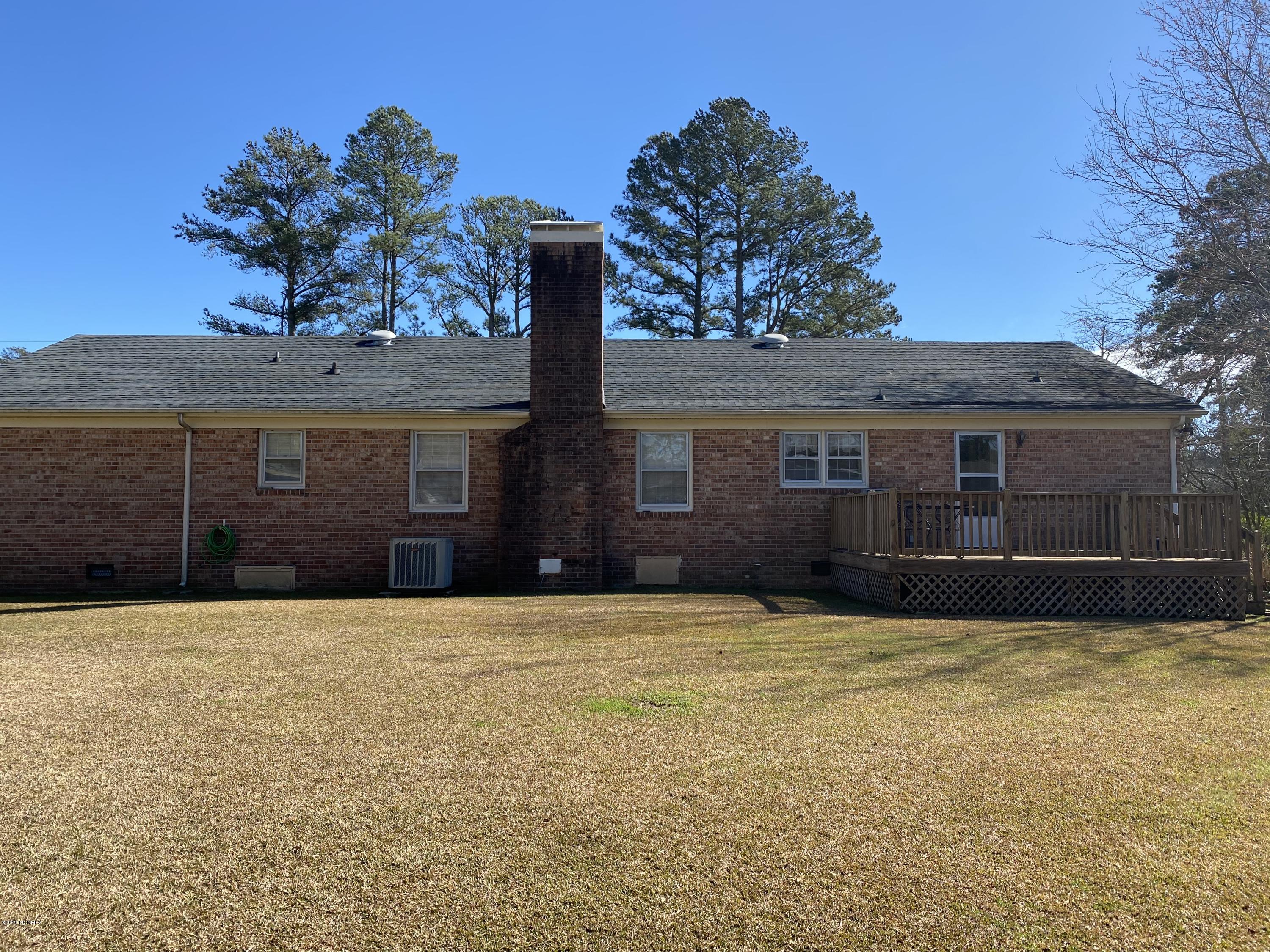 2308 Hardee Road Kinston, NC 28504 - Photo 20 of 23 Back yard