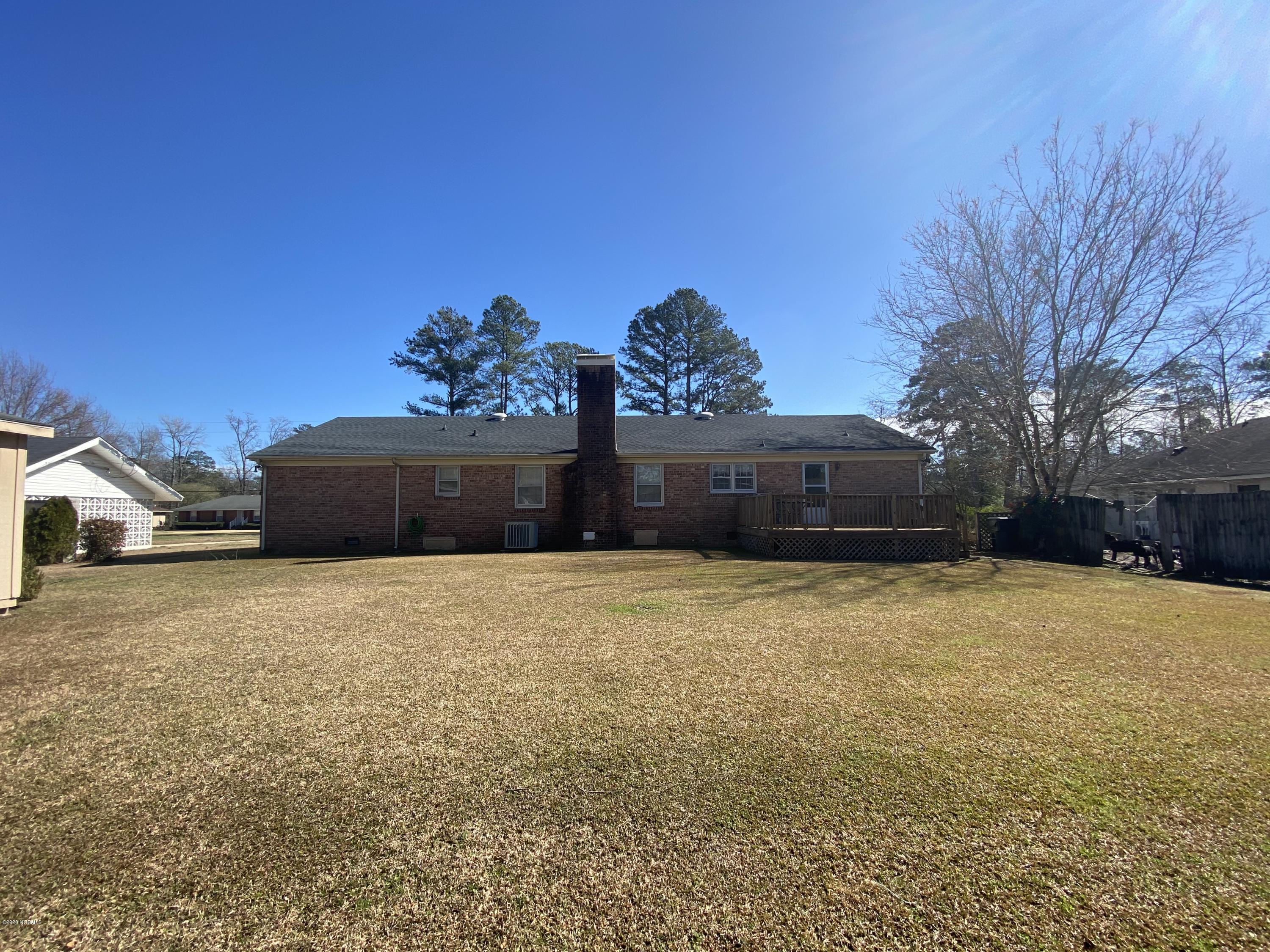 2308 Hardee Road Kinston, NC 28504 - Photo 21 of 23 Back yard