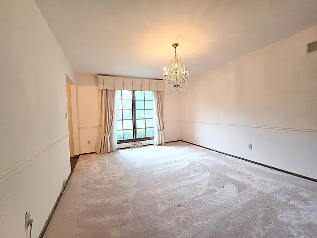 $389,000 | 1 Birchwood Court, Wind Point, WI 53402