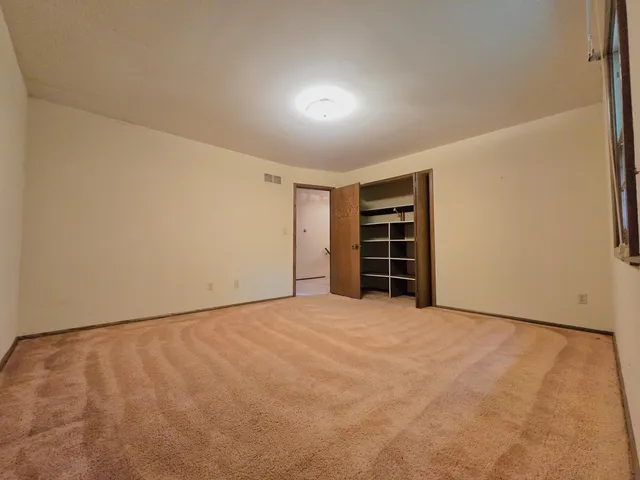 $389,000 | 1 Birchwood Court, Wind Point, WI 53402