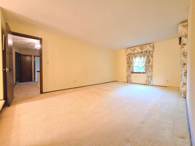 $389,000 | 1 Birchwood Court, Wind Point, WI 53402