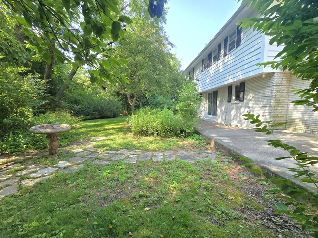 $389,000 | 1 Birchwood Court, Wind Point, WI 53402