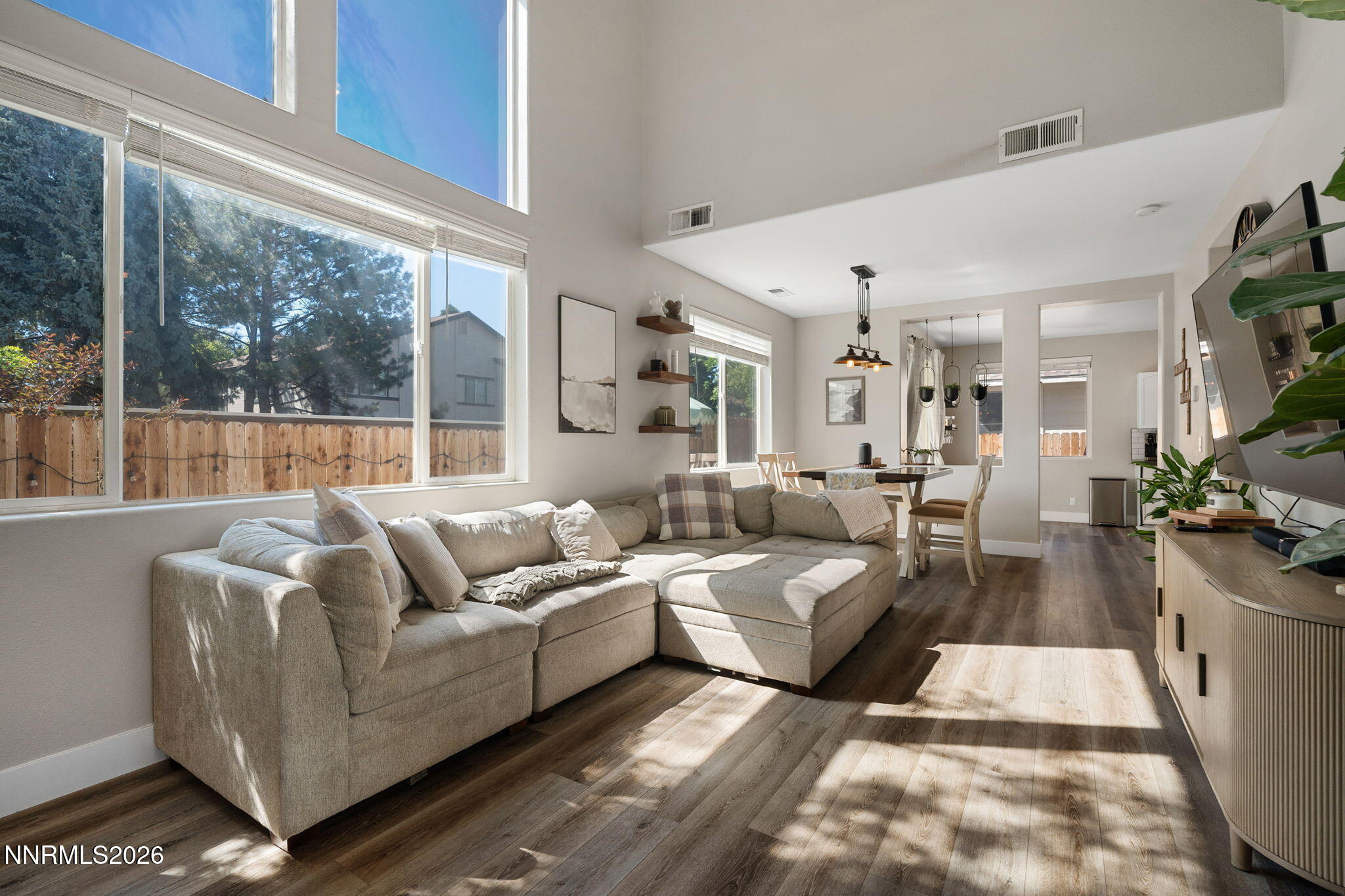 3528 Heron's Circle Reno, NV 89502 - Photo 4 of 31 2-web-or-mls-3528 Herons Ct-3