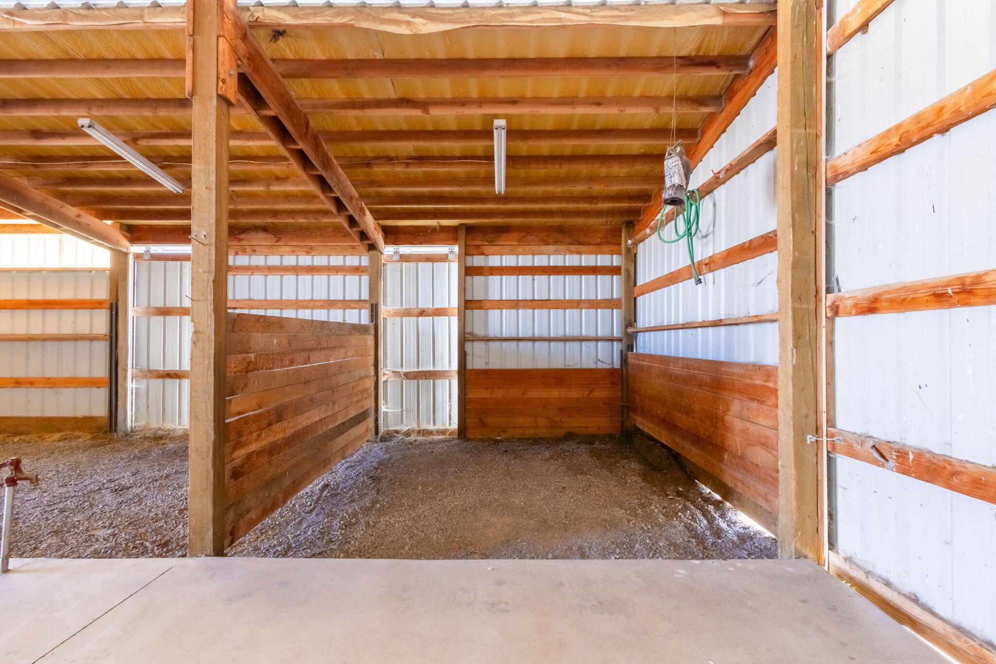 32311 Modoc Point Road Chiloquin, OR 97624 - Photo 31 of 61 33-web-or-mls-32