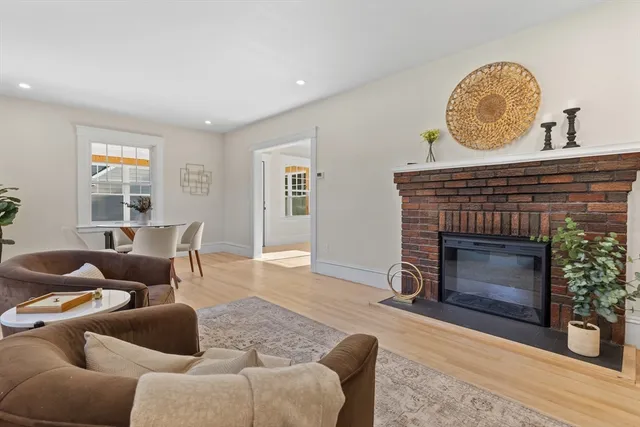 $699,900 | 267 Pleasant Street, Paxton, MA 01612