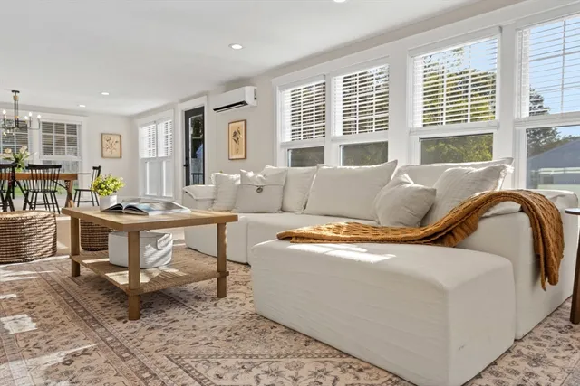 $699,900 | 267 Pleasant Street, Paxton, MA 01612