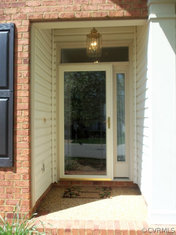 13967 Krim Point Road Midlothian, VA 23114 - Photo 3 of 23 Gallery Image 3