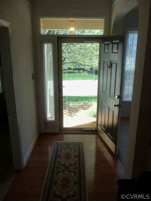 13967 Krim Point Road Midlothian, VA 23114 - Photo 5 of 23 Gallery Image 5