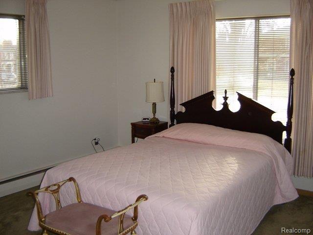 908 Harcourt Road Grosse Pointe, MI 48230 - Photo 5 of 22 908 Harcourt BR#1.JPG