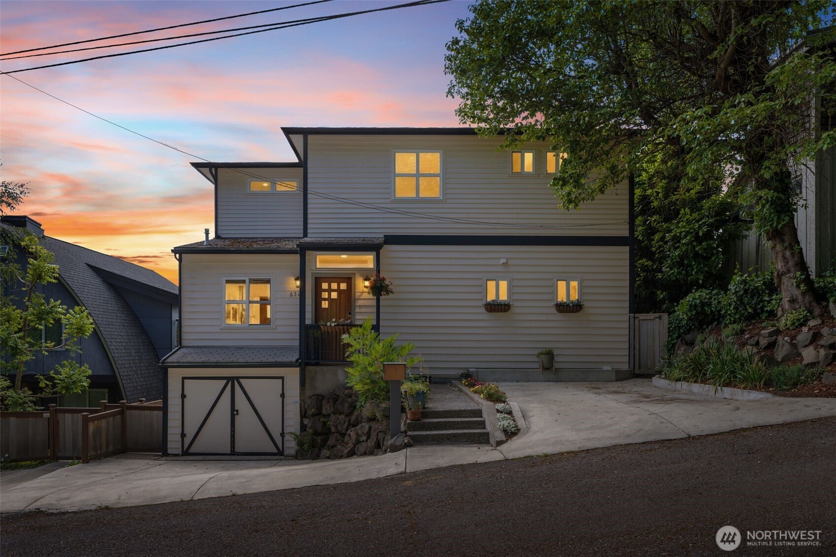 6321 Atlas Place Southwest Seattle, WA 98136 - Photo 3 of 36