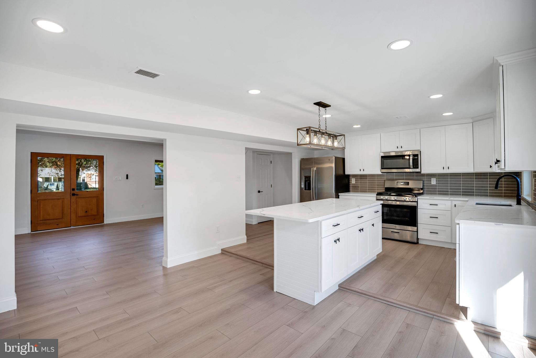 2102 David Drive Bristol, PA 19007 - Photo 14 of 30