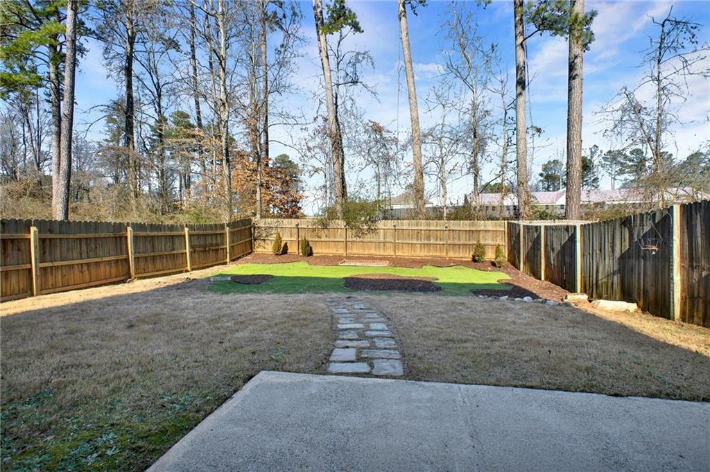 124 Freedom Drive Acworth, GA 30102 - Photo 37 of 70