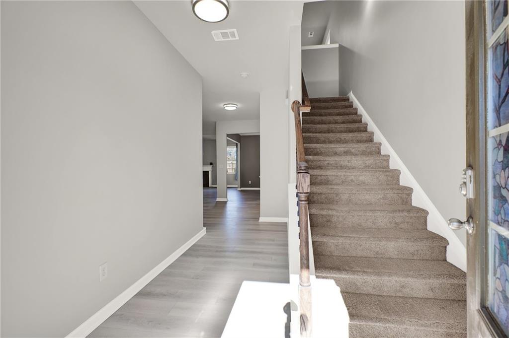 124 Freedom Drive Acworth, GA 30102 - Photo 5 of 70