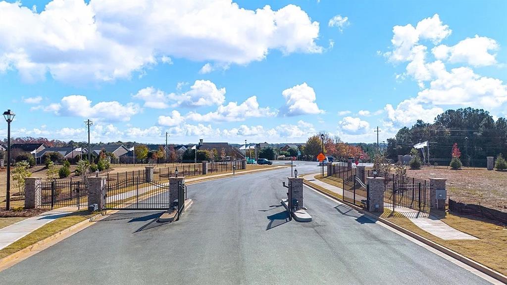 133 Canal Street Hampton, GA 30228 - Photo 5 of 43 a view of a terrace
