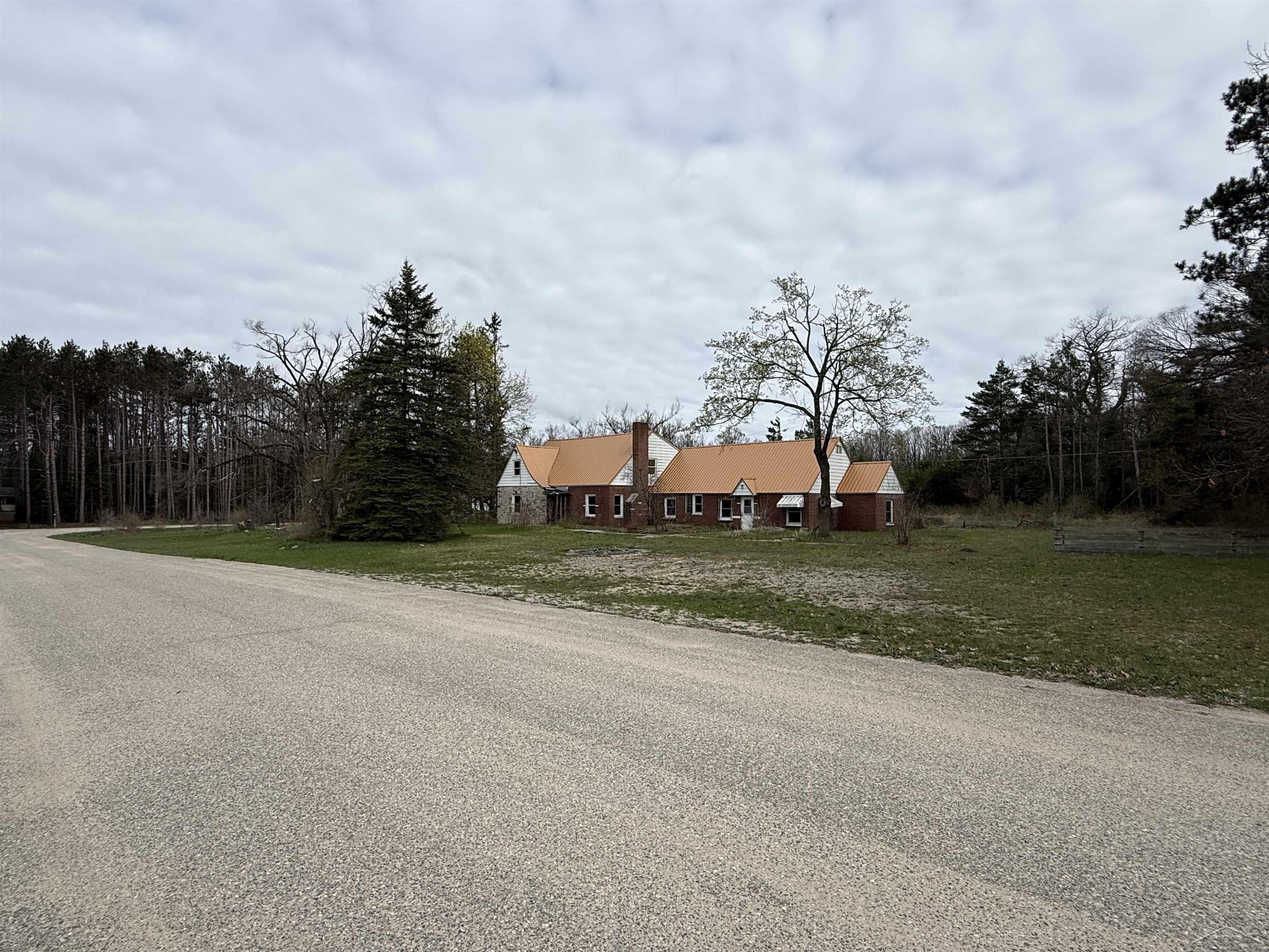 1701 Home Drive Fairview, MI 48621 - Photo 1 of 21