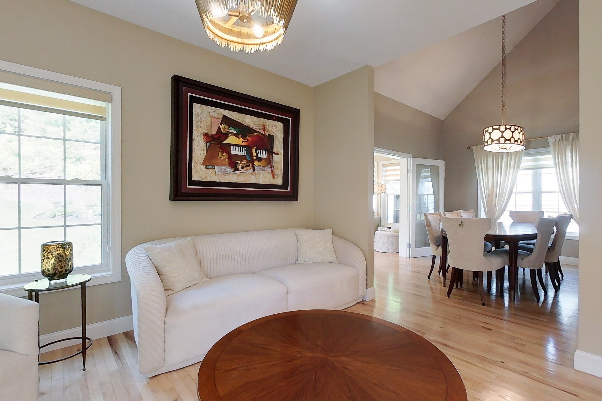 27 Hollow Ridge Drive, Unit 12 Nashua, NH 03062 - Photo 8 of 37