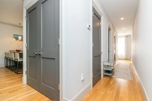 $3,200 | 142 Willard Street, Unit 7, Quincy, MA 02169