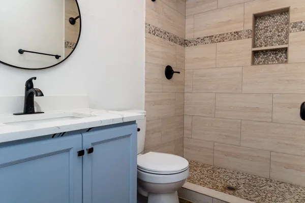 $1,600 | 811 Matchett Street, Unit B, Brenham, TX 77833