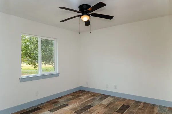 $1,600 | 811 Matchett Street, Unit B, Brenham, TX 77833