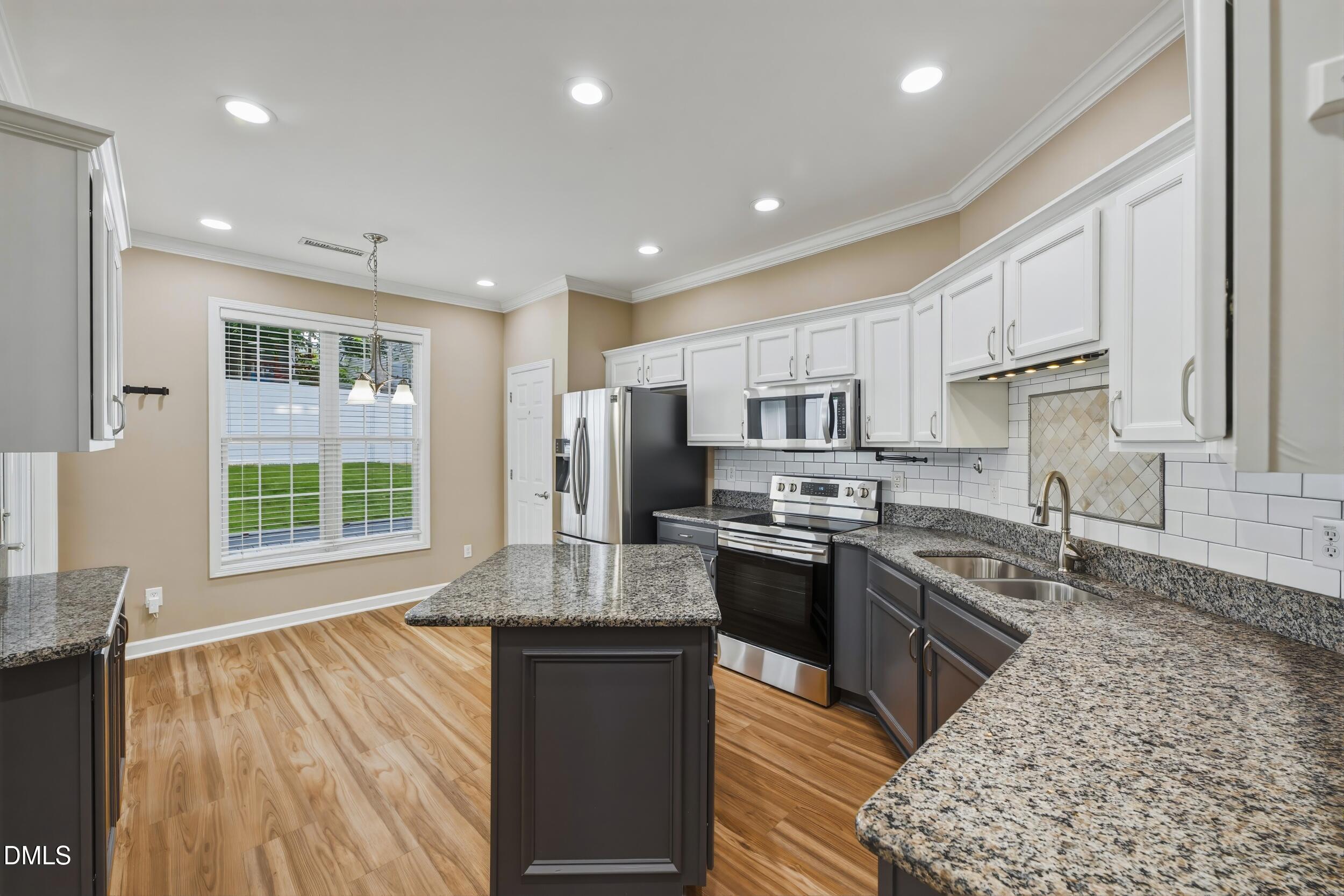 4615 Balance Fox Drive Raleigh, NC 27616 - Photo 11 of 38 9 -4615 balance fox dr, interior, kitche
