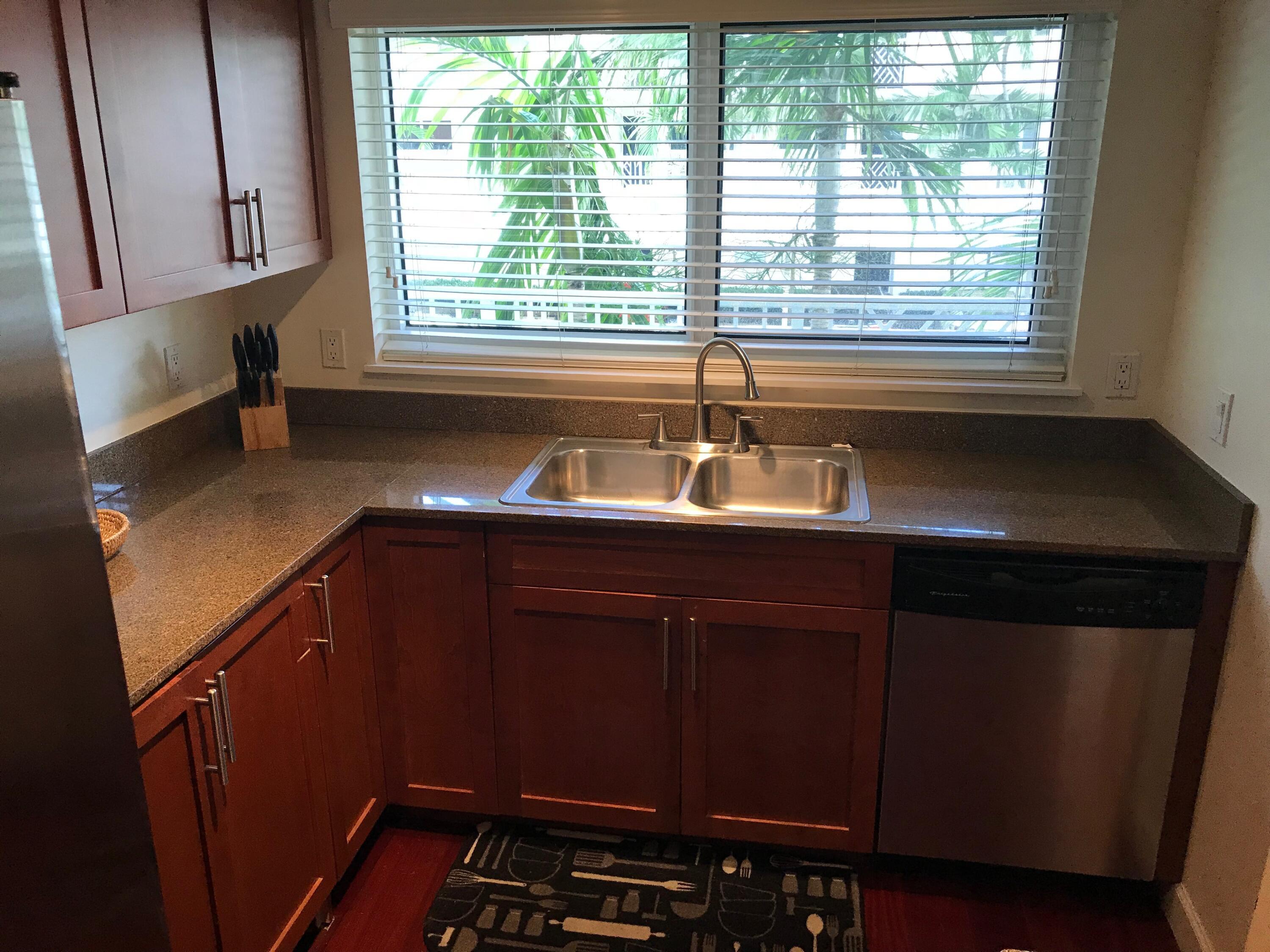 621 East Woolbright Road, Unit 202 Boynton Beach, FL 33435 - Photo 4 of 22 IMG_3127