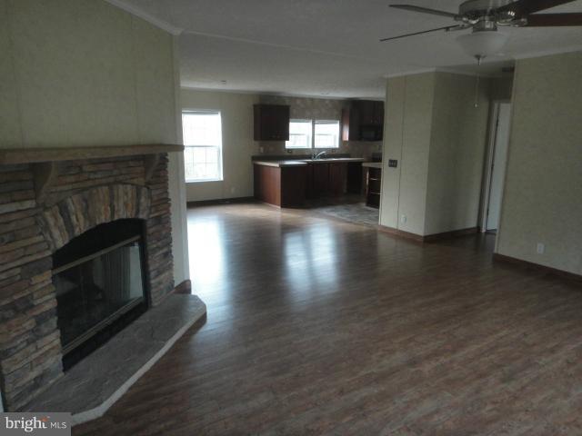 53 Relative Way Falling Waters, WV 25419 - Photo 19 of 27 Living Room