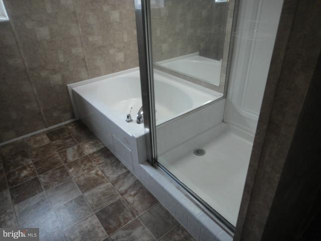 Bath (Master)