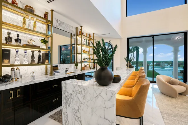 a view of entryway and hall