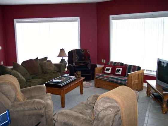 72 South Westridge Road Slatyfork, WV 26291 - Photo 15 of 22 Downstairs living room