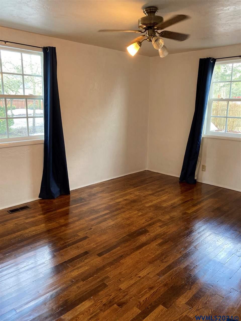 34585 Riverside Drive Albany, OR 97321 - Photo 6 of 7 Gallery Image 6