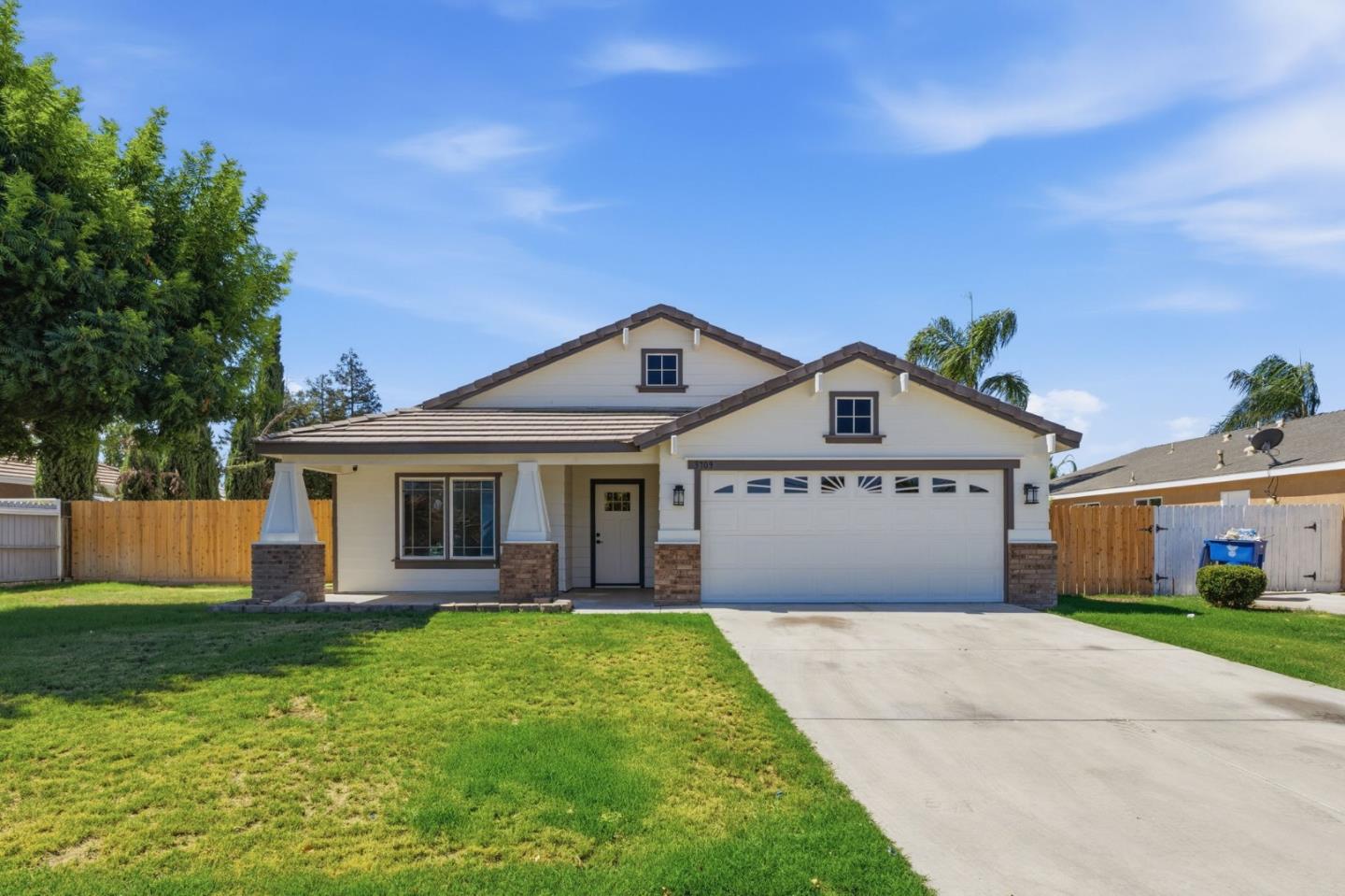 3709 Harris Road Bakersfield, CA 93313 - Photo 2 of 42