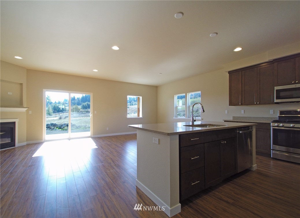 10 Pear Court Sequim, WA 98382 - Photo 2 of 25 Gallery Image 2