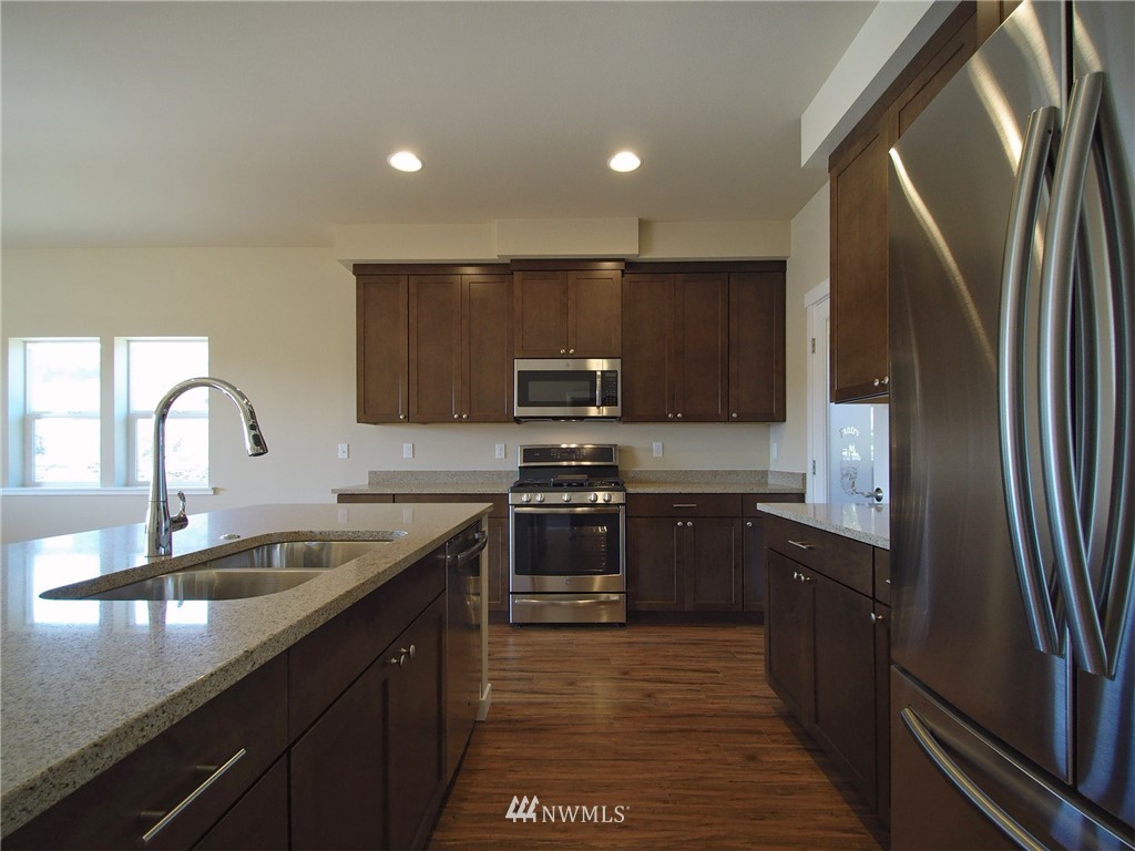 10 Pear Court Sequim, WA 98382 - Photo 5 of 25 Gallery Image 5