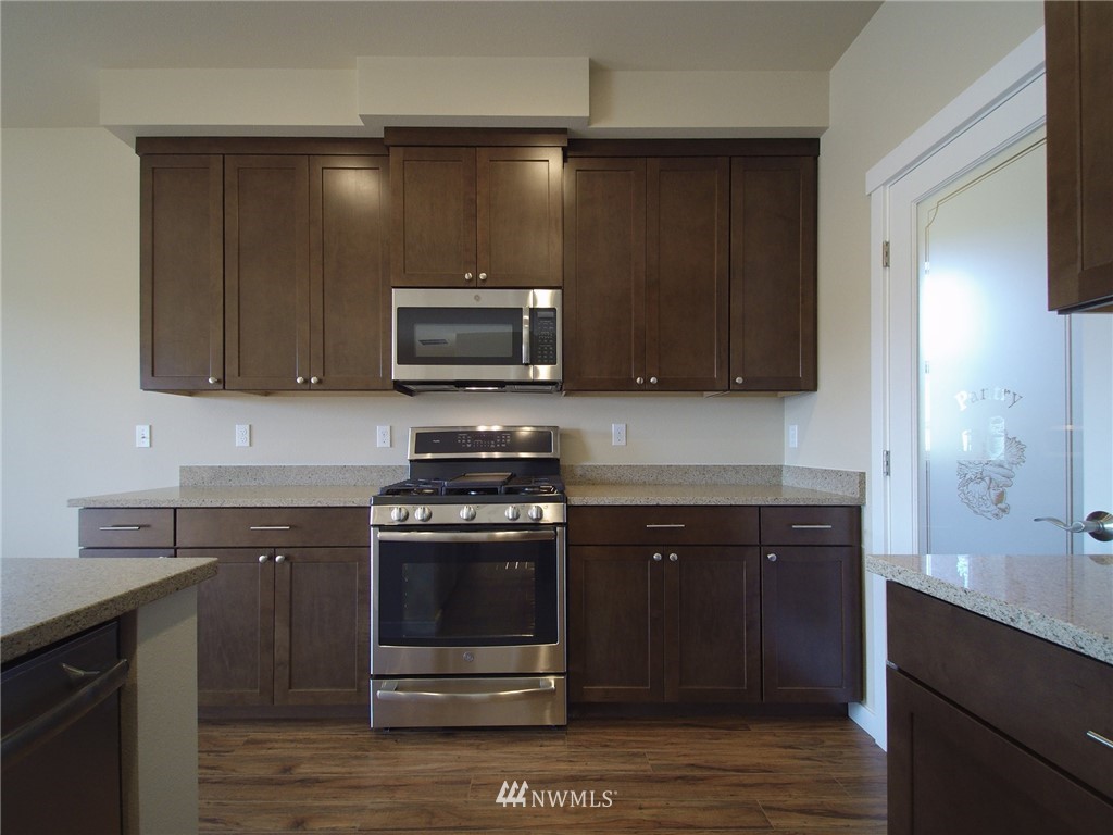 10 Pear Court Sequim, WA 98382 - Photo 6 of 25 Gallery Image 6