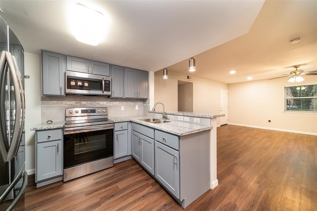 2614 Cleburne Street Houston, TX 77004 - Photo 3 of 22 Unit 1 (main floor)