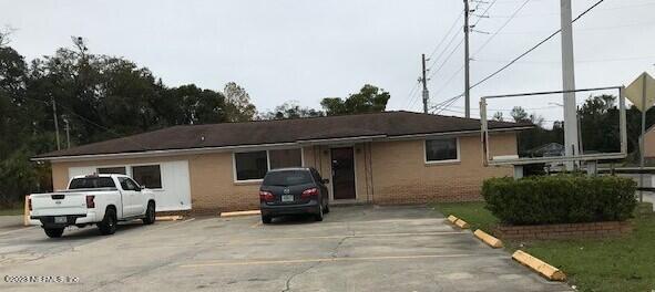 109 New Berlin Road Jacksonville, FL 32218 - Photo 1 of 8 a car parked in front of a house