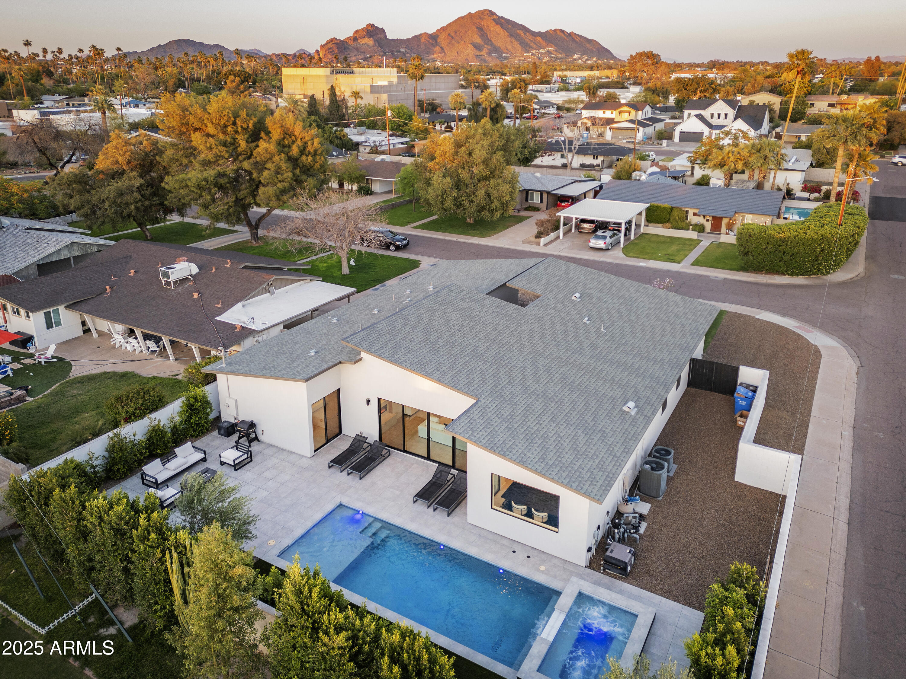 4002 North 33rd Place Phoenix, AZ 85018 - Photo 66 of 80 4002N33rdPl065