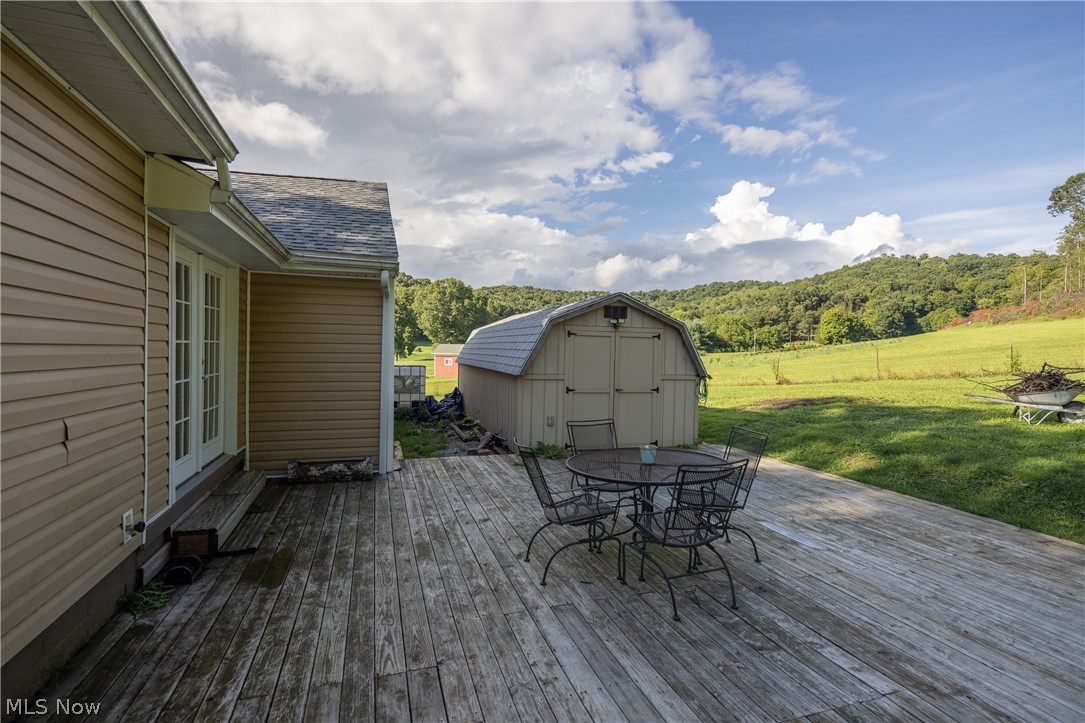6417 Wolf Run Road Southeast Dennison, OH 44621 - Photo 4 of 23