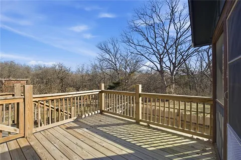 $350,000 | 11947 Harrison Drive, Kansas City, MO 64146