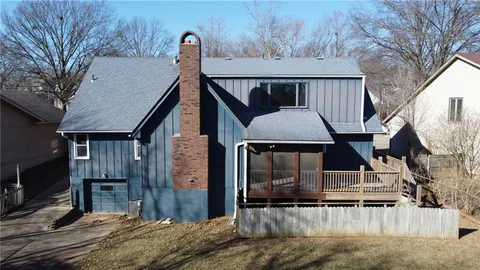 $350,000 | 11947 Harrison Drive, Kansas City, MO 64146