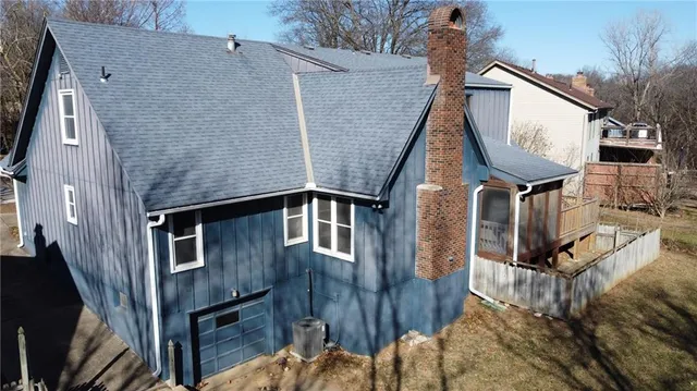 $350,000 | 11947 Harrison Drive, Kansas City, MO 64146