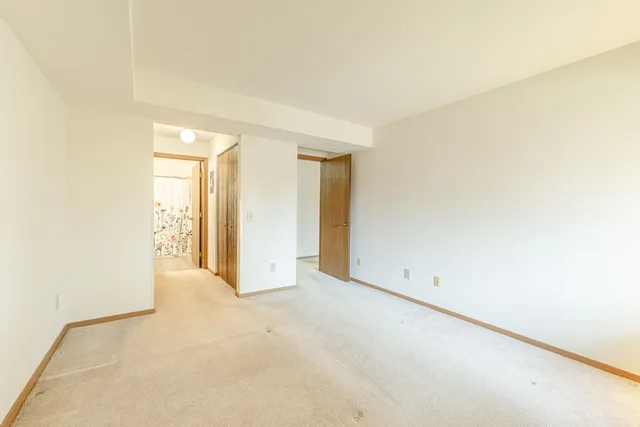 $190,000 | 1032 South Sunny Vale Lane, Unit F, Madison, WI 53713