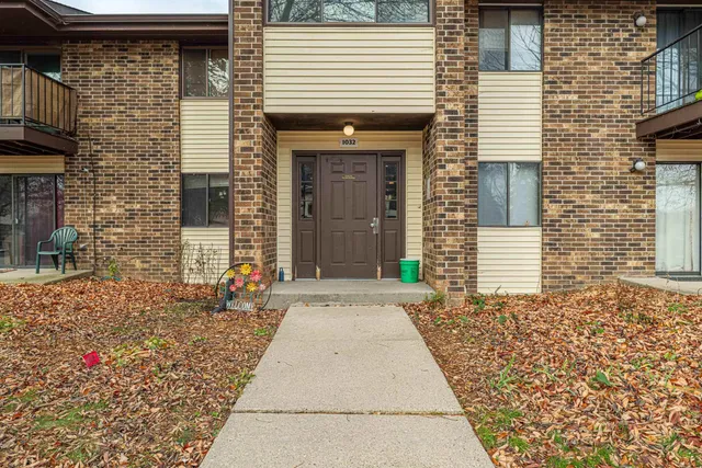 $190,000 | 1032 South Sunny Vale Lane, Unit F, Madison, WI 53713