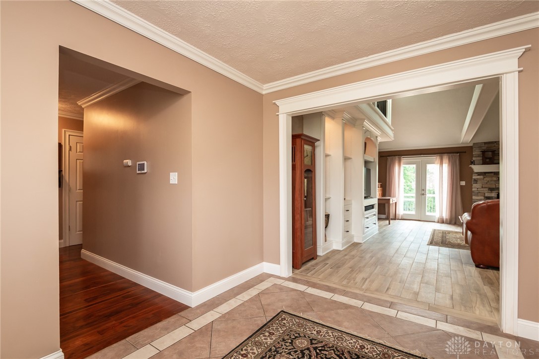 641 West Lower Springboro Road Springboro, OH 45066 - Photo 6 of 70 Gallery Image 6
