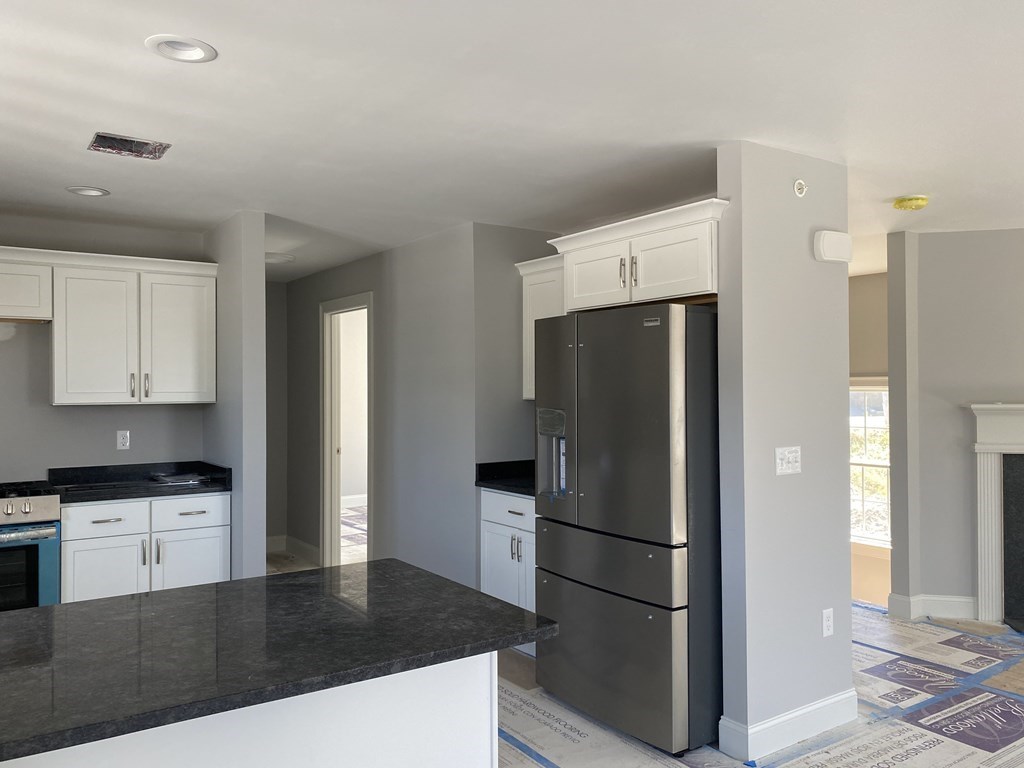 919 Bay Fall River, Unit 22 Fall River, MA 02724 - Photo 5 of 19