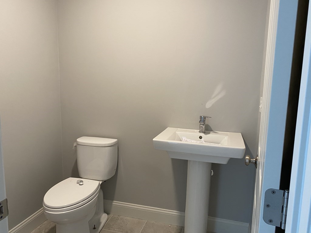 919 Bay Fall River, Unit 22 Fall River, MA 02724 - Photo 10 of 19