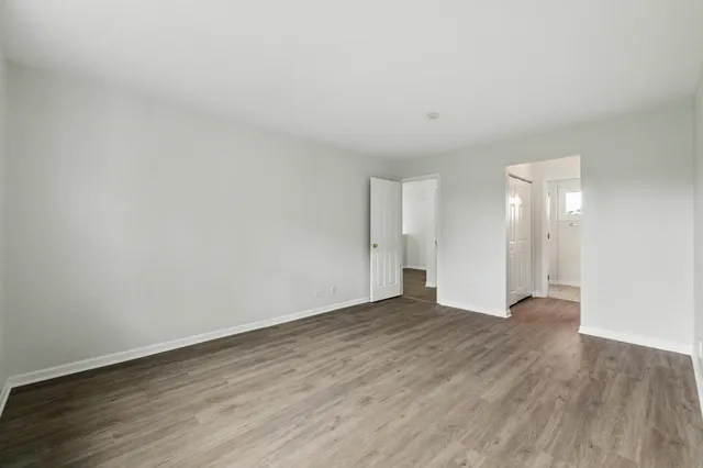 $369,900 | 720 Hoover Drive, Carol Stream, IL 60188